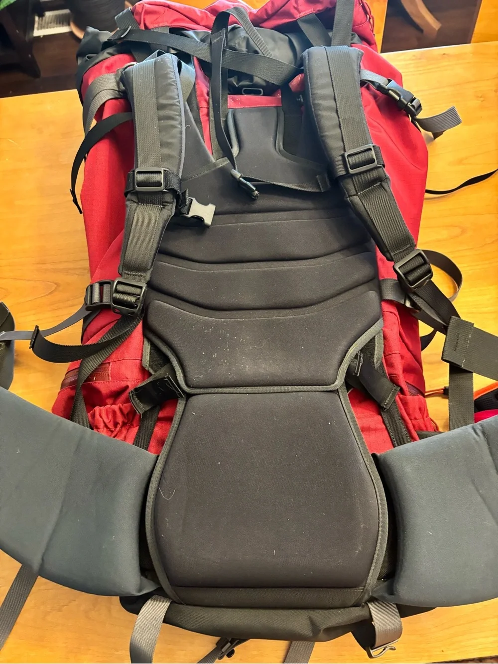 Arc'teryx Red Men's Bora 75 Backpack